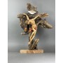 Cristo sofferente su croce in radica di legno cm 60