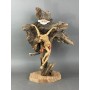 Cristo sofferente su croce in radica di legno cm 60