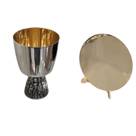 Set: Croce, Candelieri, calice, pisside e patena: 12 Apostoli