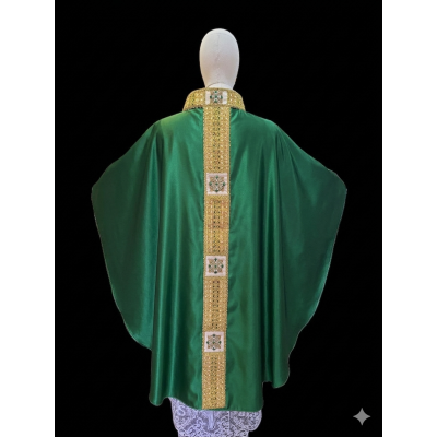 Casula in seta e pietre, mod. Salomone - verde